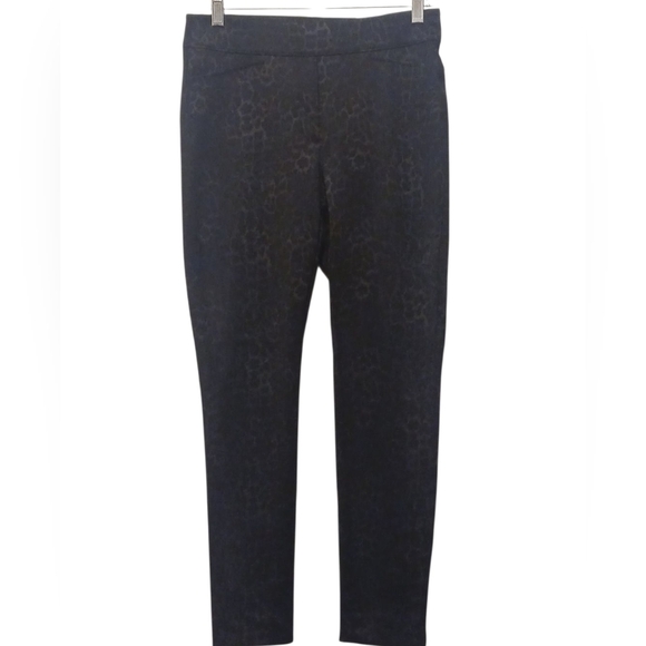 Chico's - NWT, Gray & Black Animal Print Ankle Leggings Elastic Waist US Size 4 - Picture 4 of 9